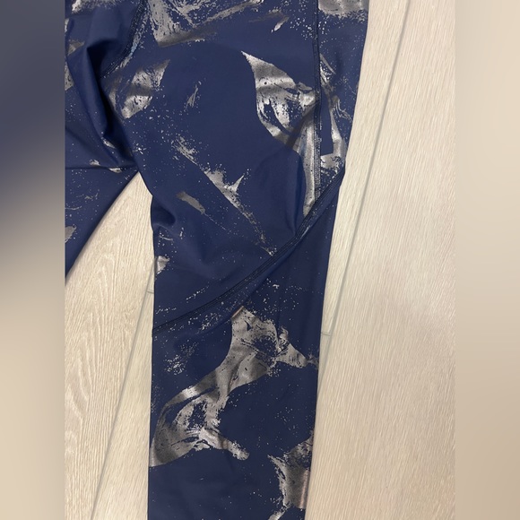 Old Navy High-Waisted Elevate Powersoft 7/8-Length Side-Pocket Leggings size M - Picture 6 of 6